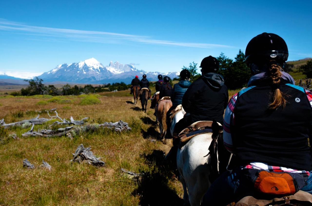 Estancia Cerro Guido Torres del Paine National Park Exterior foto
