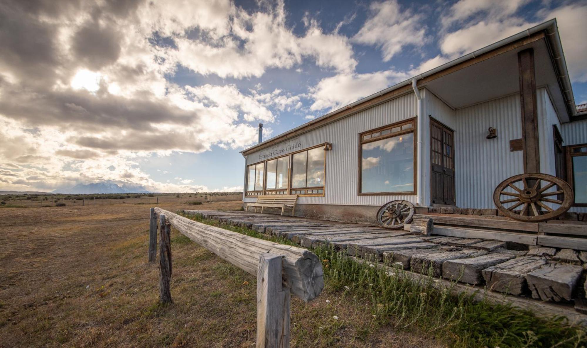 Estancia Cerro Guido Torres del Paine National Park Exterior foto